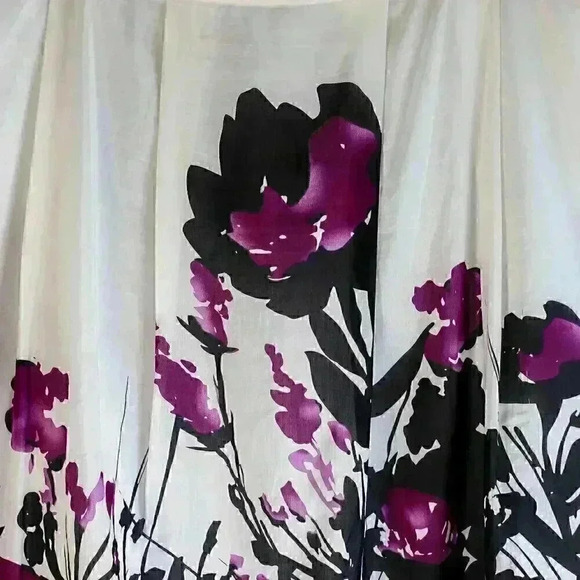 Dalia Collection Size 10 Silk/Cotton white/purple/black floral skirt - Picture 3 of 11